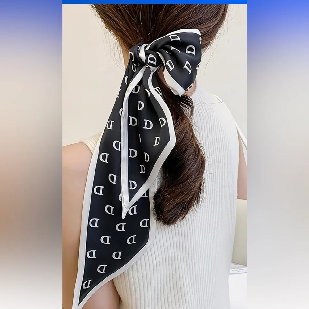 NWT Elegant Black lettered Silk Scarf - Picture 2 of 4